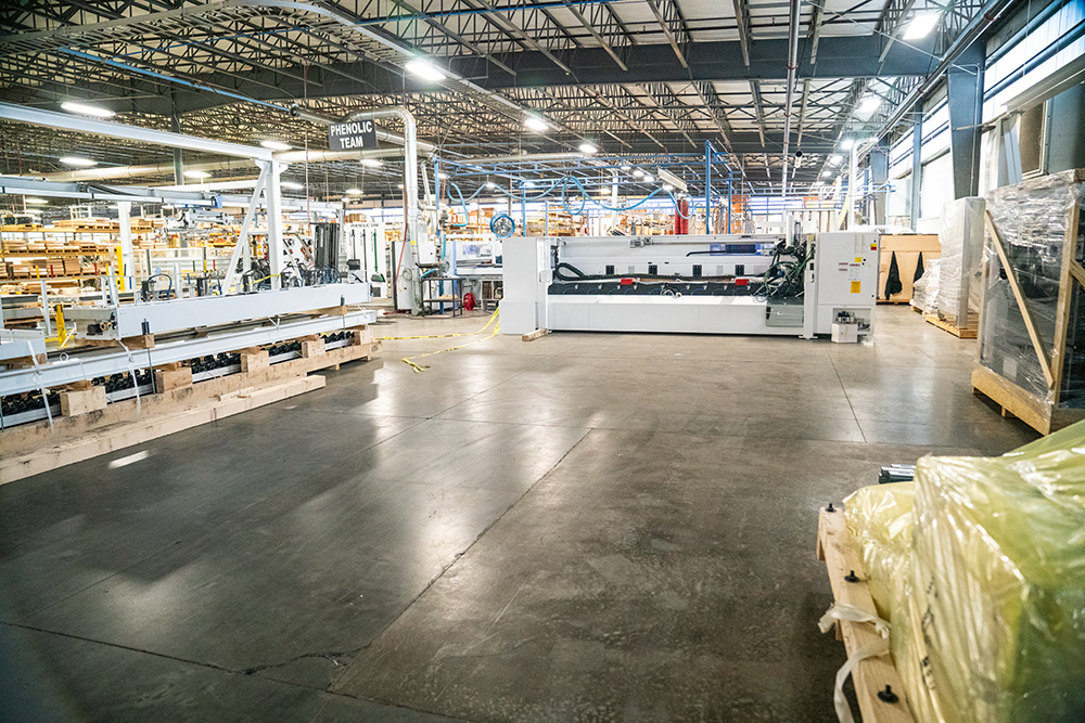 Final placement of overhead bridge crane