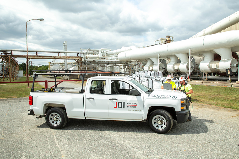 JDI Industrial Services mechanical and piping team at facility