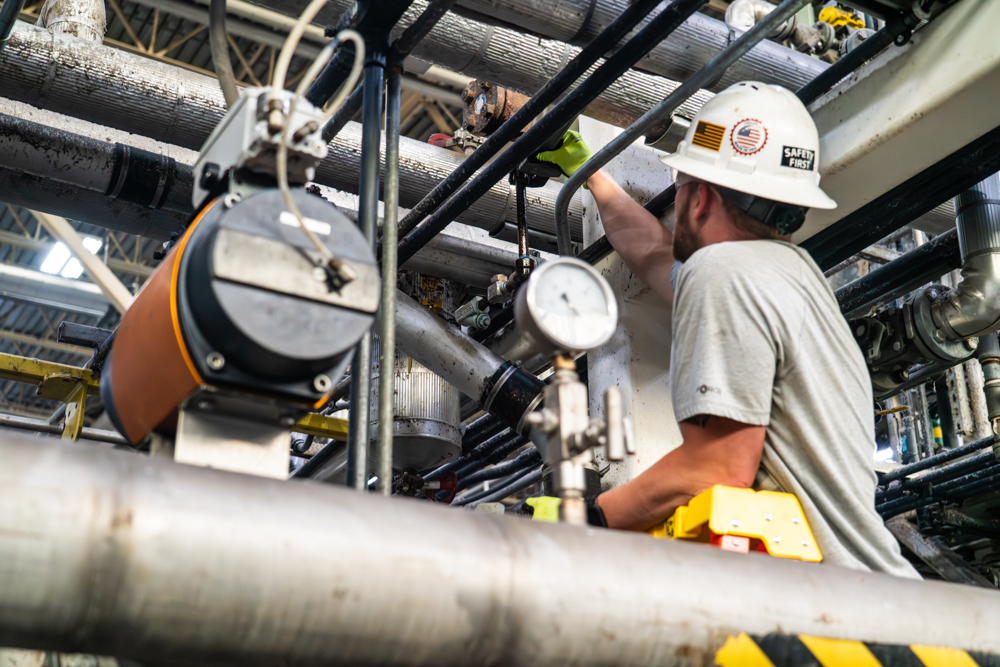 JDI Mechanical Contractor performs steam trap replacements