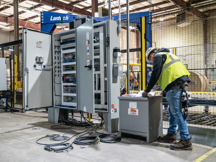 Motor Control Center planning and installation at Greif